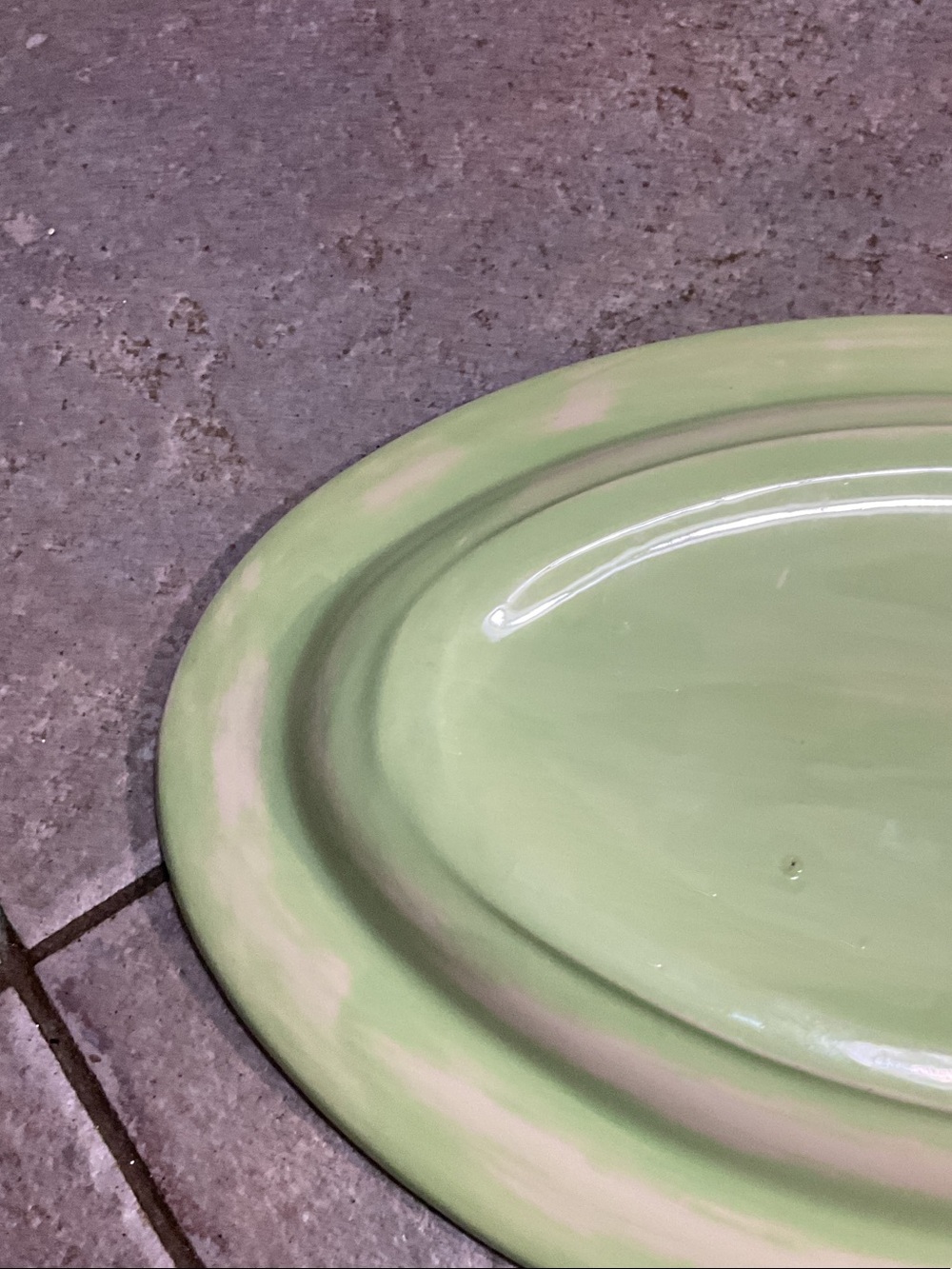 Green Ceramic Covered Butter Dish with Figurative Relief - Picture 14 of 14